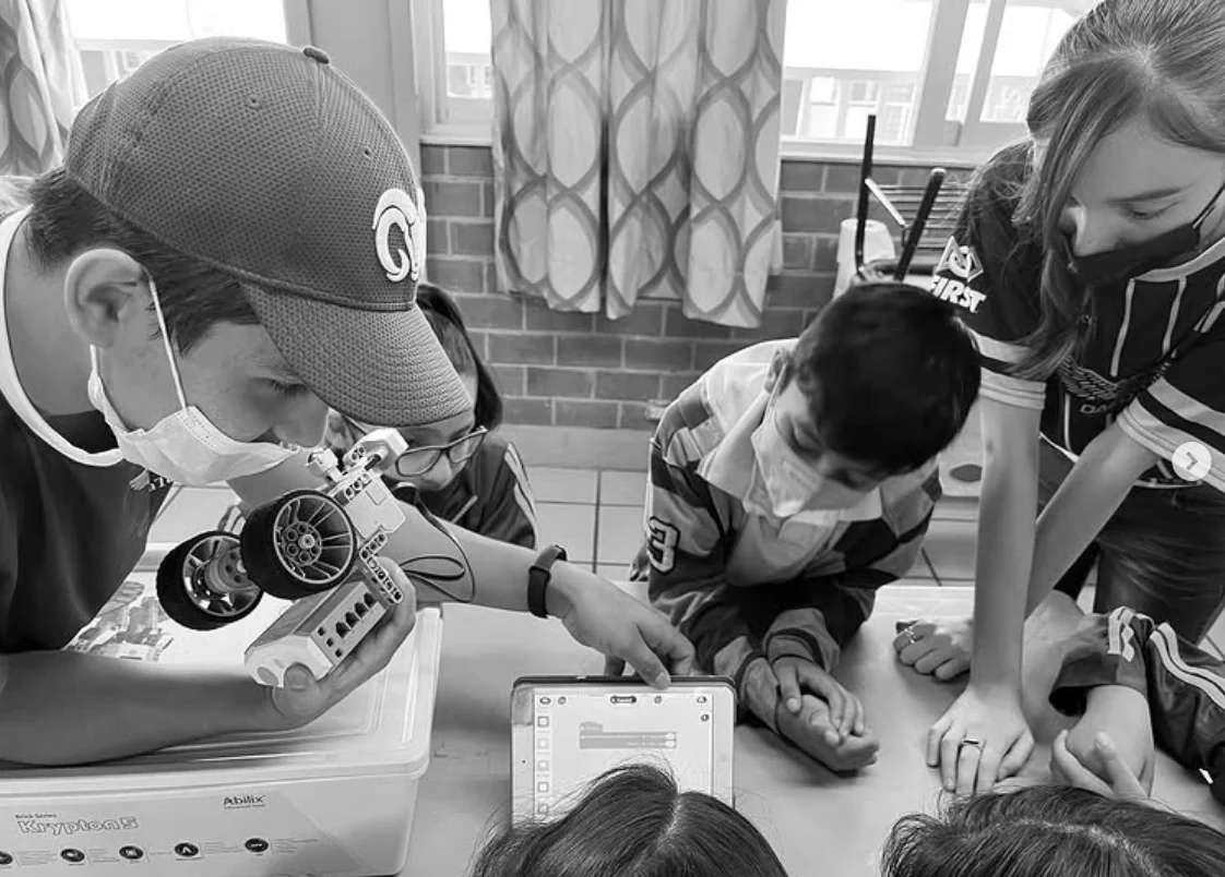 Robotics Education Program — image 2